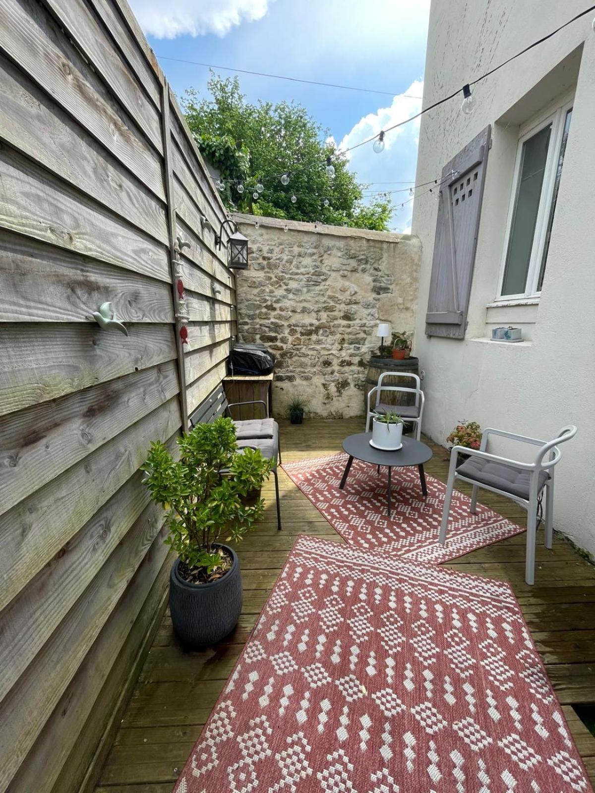 23 Lesigne Villa Lisieux Exterior photo